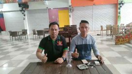 Fhoto : Sebelah kanan Sudarsono koordinator Forum Sumenep 