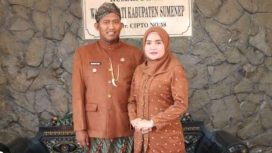 Fhoto : Sebelah kanan Hj. Nia Kurnia Fauzi, Selaku ketua PERWOSI Sumenep. Sebelah kiri Bupati Sumenep H. Achmad Fauzi Wongsojudo, S.H.,M.H