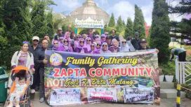 Foto : Keluarga besar Zapta Community Sumenep Saat Tour Wisata Santera Batu Malang 