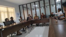 Foto Saat Audensi Forum Komunikasi Pemuda Dan Masyarakat Karang anyar Dan Pinggirpapas Dengan Pihak PT.Garam Kalianget Kabupaten Sumenep 