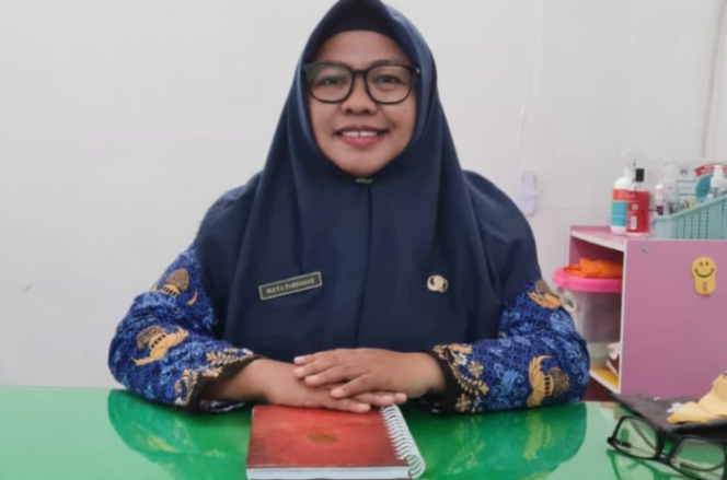 
					Foto : drg.Ellya Fardasah, M.Kes., Kepala Dinas Kesehatan P2KB Kabupaten Sumenep 