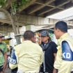 Foto : Ketua JSI Didampingi Waka JSI Saat Berikan Pemahaman Kepada Kedua Petugas Penertiban PKL di kawasan Jalan Tol Sidoarjo- Surabaya 