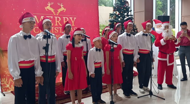 
					Hotel Swiss-Belinn Manyar Surabaya Sambut Natal Penuh Suka Cita