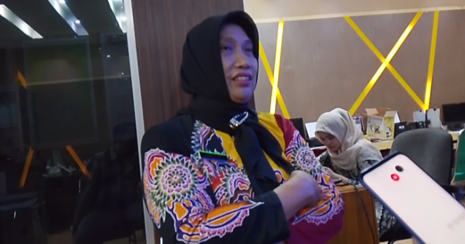 
					Foto : dr.Erlyati.,M.Kes., Direktur utama RSUD dr.H.Moh.Anwar Kabupaten Sumenep 