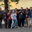 Foto : Novan Dhuro dan Tim Saat Menggelar Bagi-bagi takjil di jln.Trunojoyo  Desa kolor kecamatan kota Sumenep 