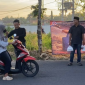 Foto : Dear Jatim Korda Sumenep Saat Bagi-bagi Takjil 