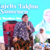 Foto : Wakil Bupati Sumenep, KH.Inam Hasyim, S.H.,M.H dalam Sambutannya di Harakah Majelis Taklim di Pendopo Agung Keraton Sumenep