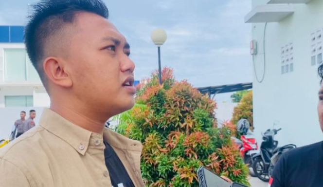 
					Foto : Mahbub Junaidi, S.H., Pengamat Hukum Muda Kabupaten Sumenep 