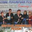 Foto : Kegiatan Festival Perempuan Pesisir  di Pantai Slopeng Sumenep Madura Jawa Timur 