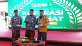 Foto : Bupati Sumenep Dr.H.Ahmad Fauzi Wongsojudo, S.H.,M.H., Saat Menghadiri Harkopnas ke-79 Di Pendopo Agung Keraton Sumenep 