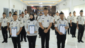 Foto : Lapas Batam Ikuti Apel Bersama Kemenko Kumham Imipas Serta Penyerahan Penghargaan Pegawai Teladan