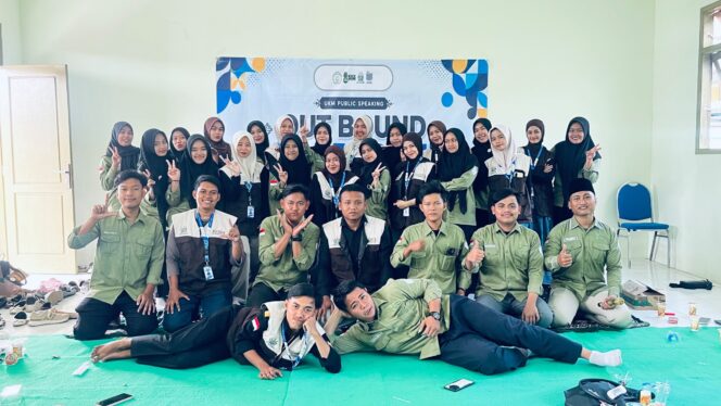 
					Mahasiswa KKN UIN Madura dan STAIFA Kadur Perkuat Relasi Melalui Kolaborasi