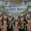 Foto : Dharma Wanita Persatuan Dinas Pemberdayaan Masyarakat dan Desa (DPMD) Kabupaten Sumenep Dalam Ajang Lomba Nyanyi Lagu Daerah Nusantara 