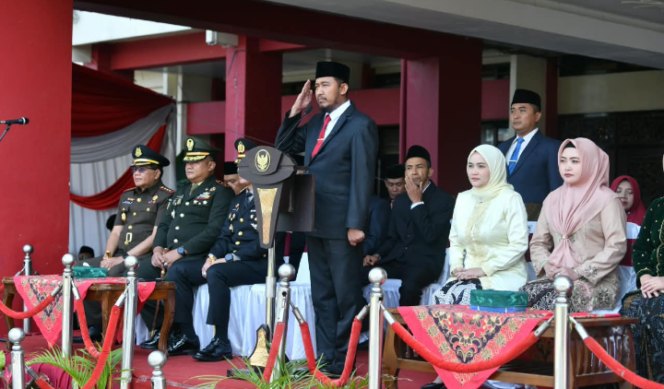
					Foto : Bupati Sumenep, Dr.H.Ahmad Fauzi Wongsojudo, S.H.,M.H. Saat Pimpin Upacara Peringatan Hari Kesaktian Pancasila 