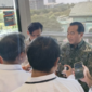 Foto : Kepala DLH Jawa Timur, Dr. Nurkholis, S.Sos., M.Si., saat diwawancarai langsung di Hotel Excotel Surabaya