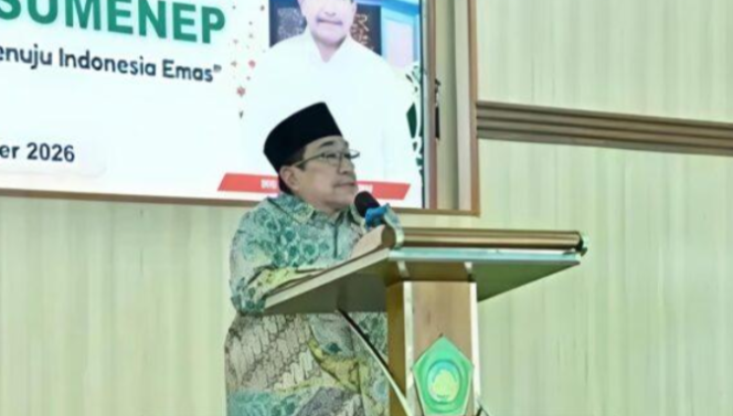 
					Foto : Wakil Bupati Sumenep, KH. Imam Hasyim S.H.,M.H.Saat Sambutan di Acara Pembukaan MQK di Aula MAN Sumenep 